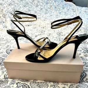Classic Jimmy Choo Juliet heel.